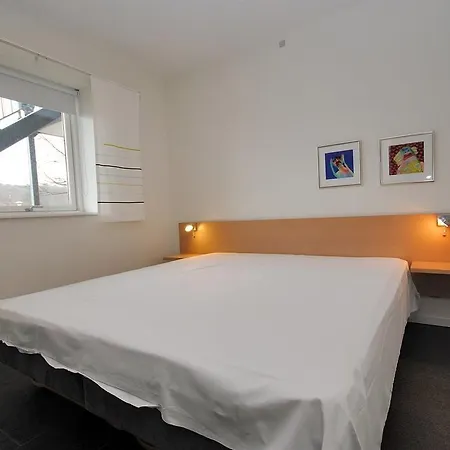 One-bedroom Strandvejen 09 *